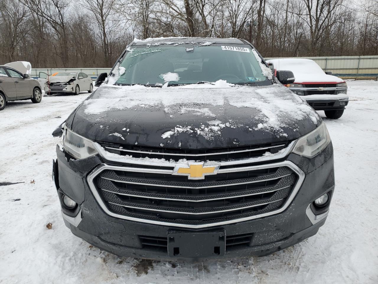 2019 Chevrolet Traverse VIN 1GNEVGKWXKJ272674 Copart auction photo, all over damage thumbnail 5