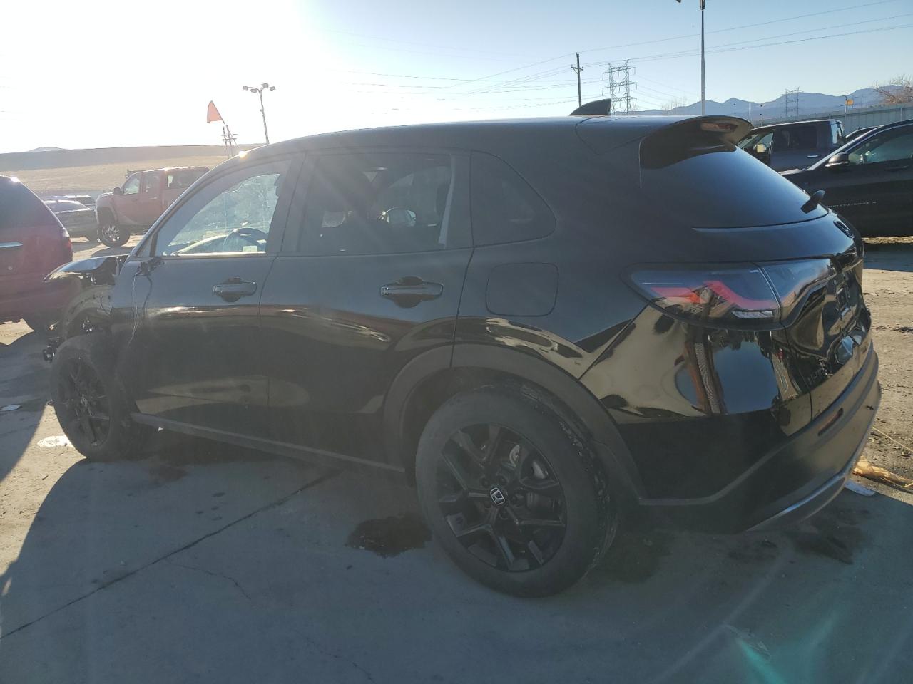 2024 Honda HR-V VIN 3CZRZ2H58RM710969 Copart auction photo, front end damage thumbnail 2