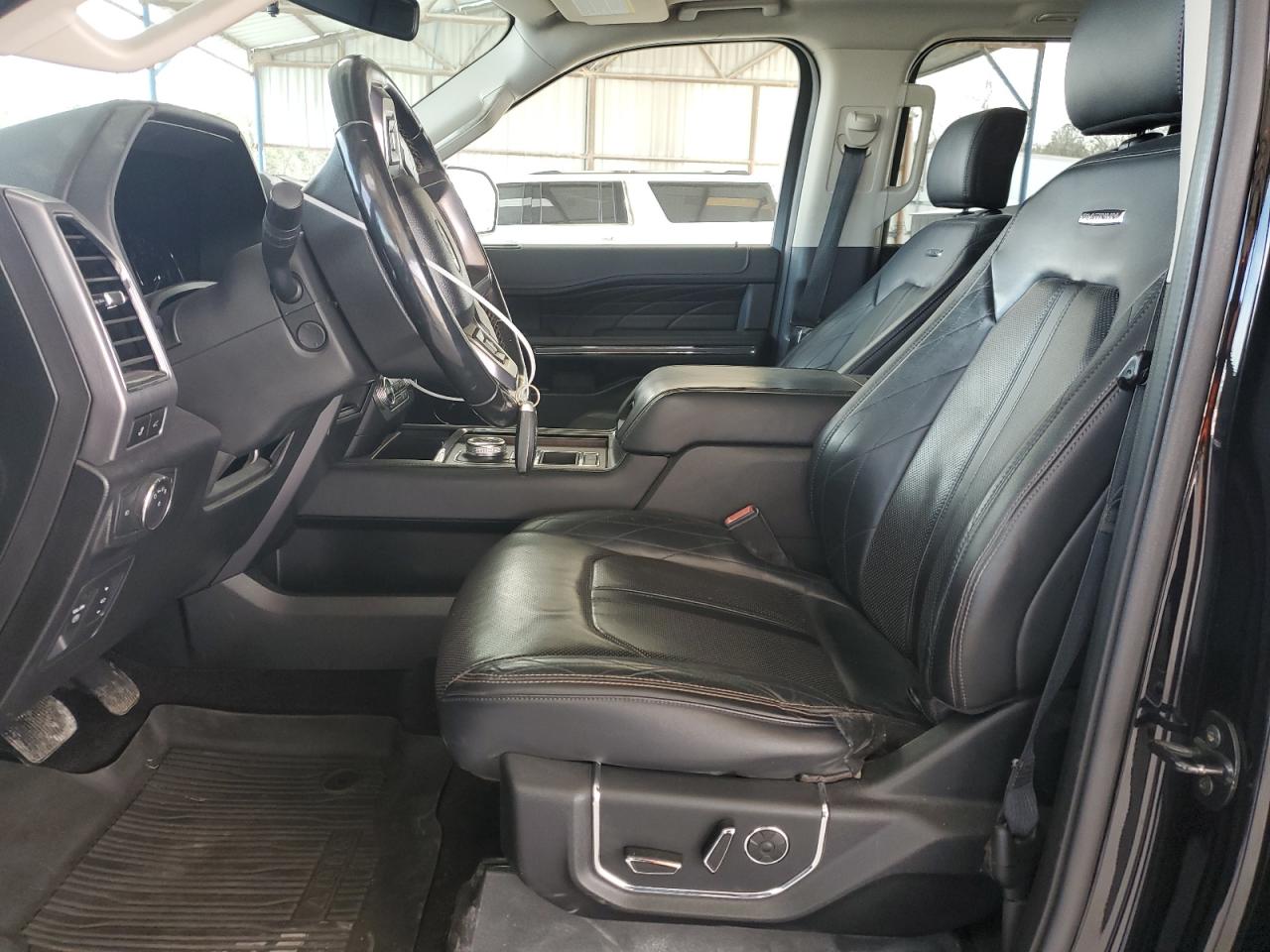 2018 Ford Expedition VIN 1FMJU1LT7JEA02638 Copart auction photo, front end / minor dent/scratches damage thumbnail 7