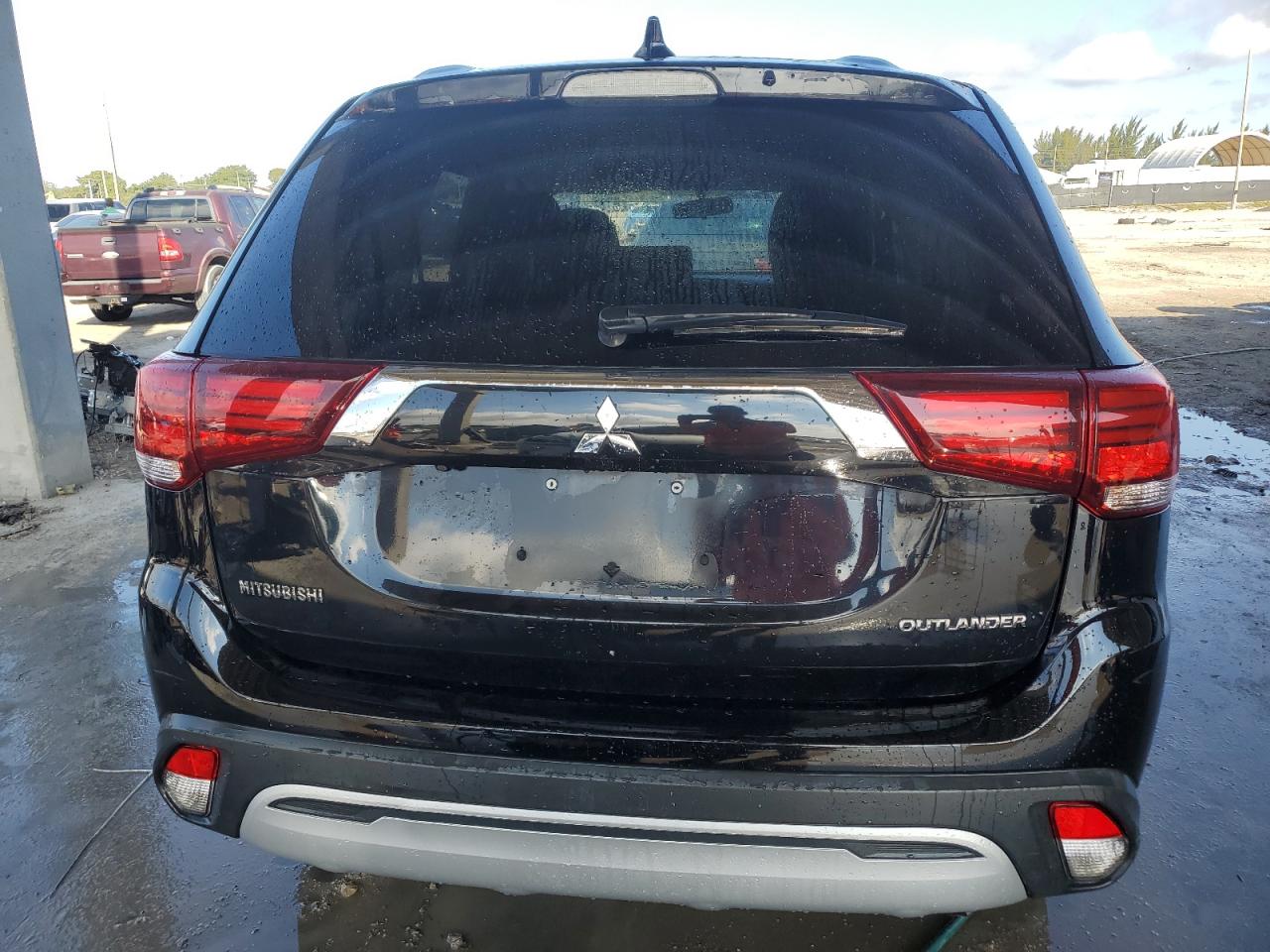 2019 Mitsubishi Outlander VIN JA4AD2A30KZ005396 Copart auction photo, front end / side damage thumbnail 6