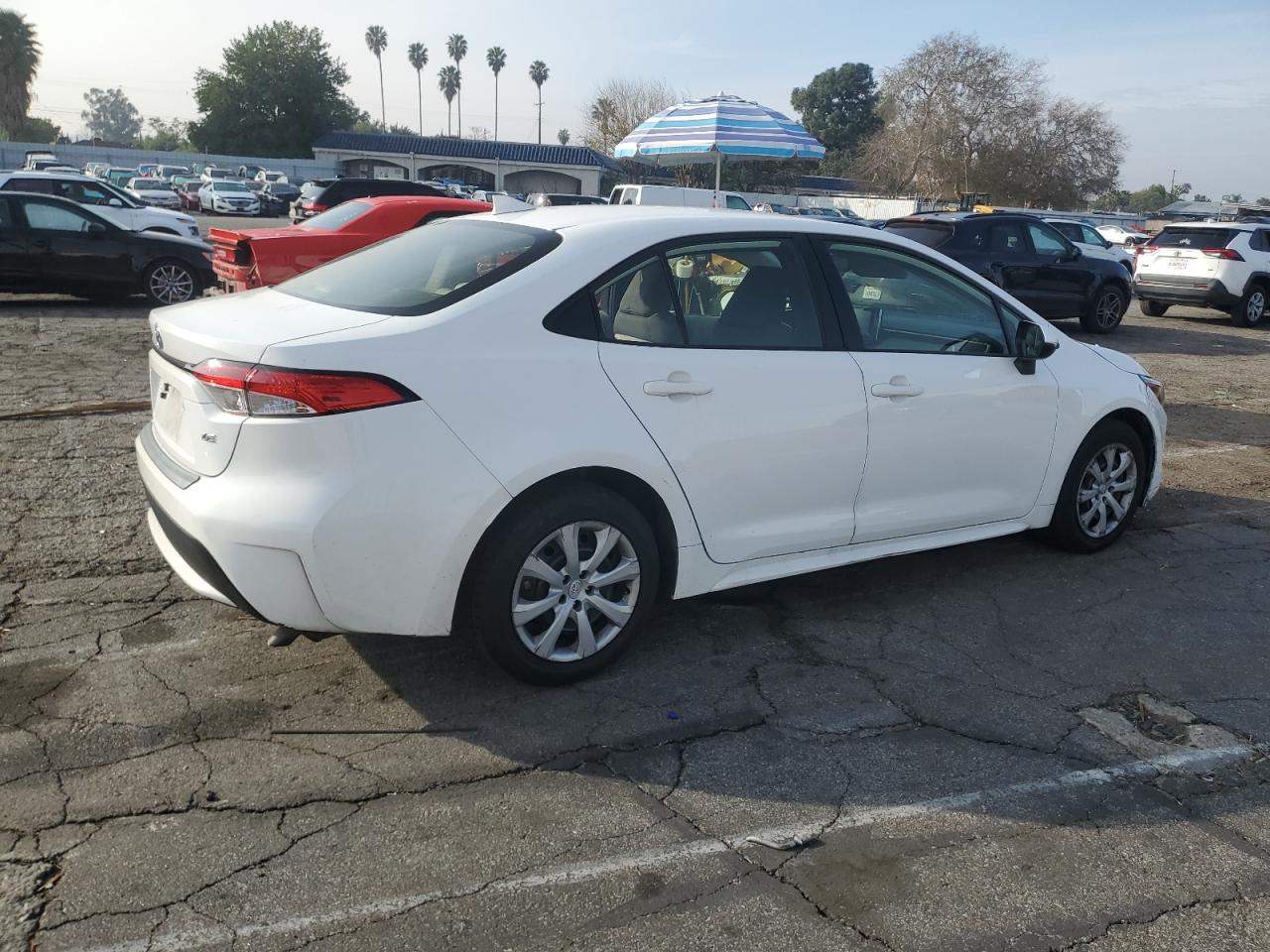 2020 Toyota Corolla VIN JTDEPRAEXLJ087128 Copart auction photo, side / minor dent/scratches damage thumbnail 3