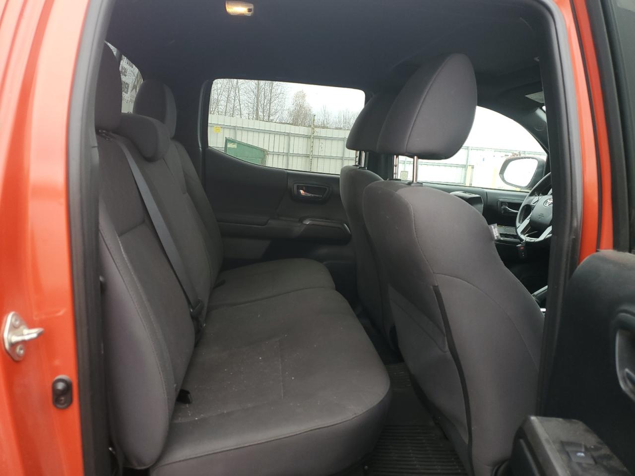 2017 Toyota Tacoma VIN 3TMCZ5AN4HM050340 Copart auction photo, rear end / side damage thumbnail 10