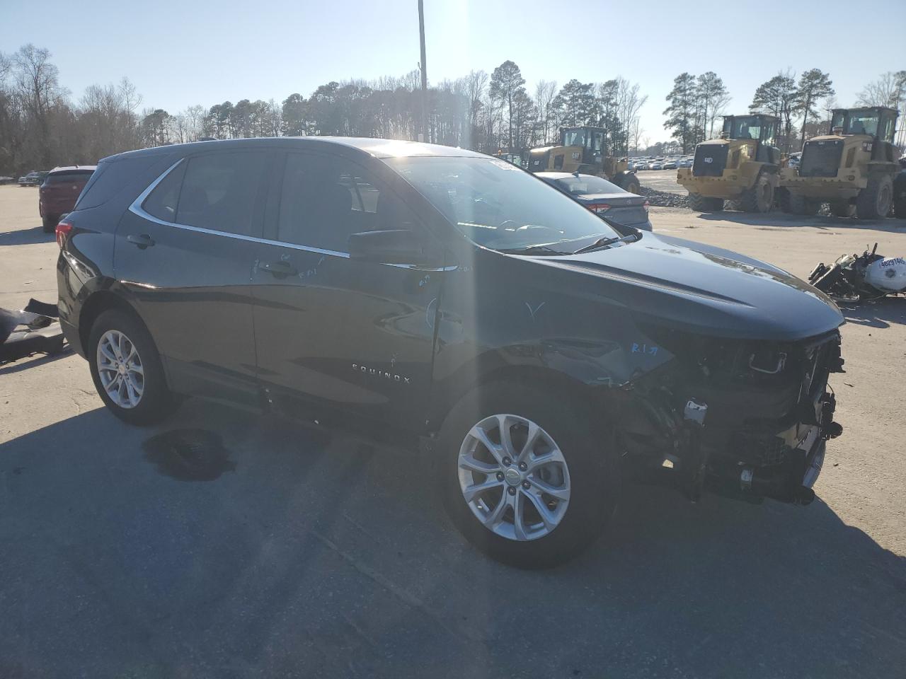 2020 Chevrolet Equinox VIN 3GNAXKEV1LL261913 Copart auction photo, front end / mechanical damage thumbnail 4