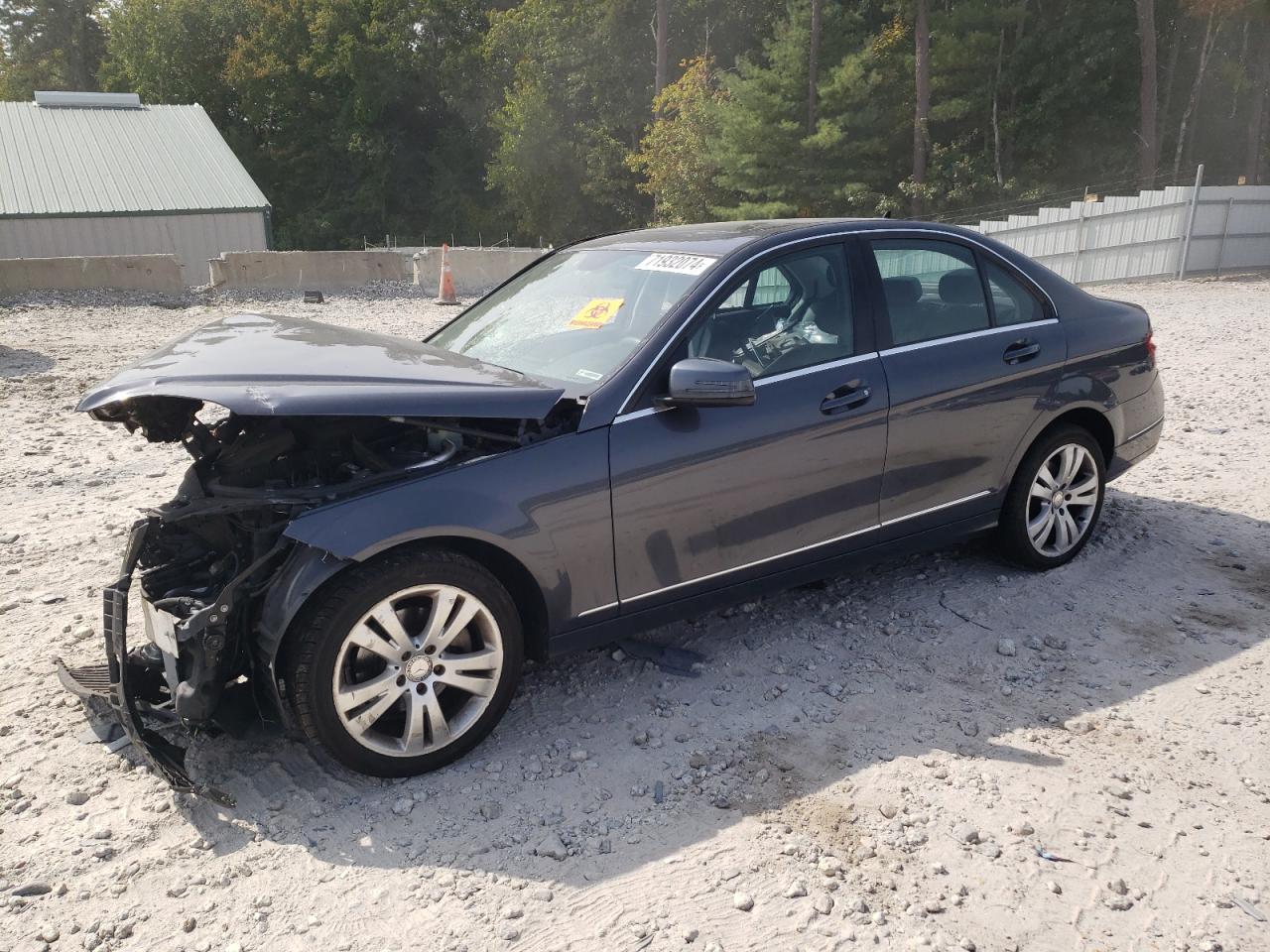 2011 Mercedes-Benz C-klasse VIN WDDGF8BB0BR182393