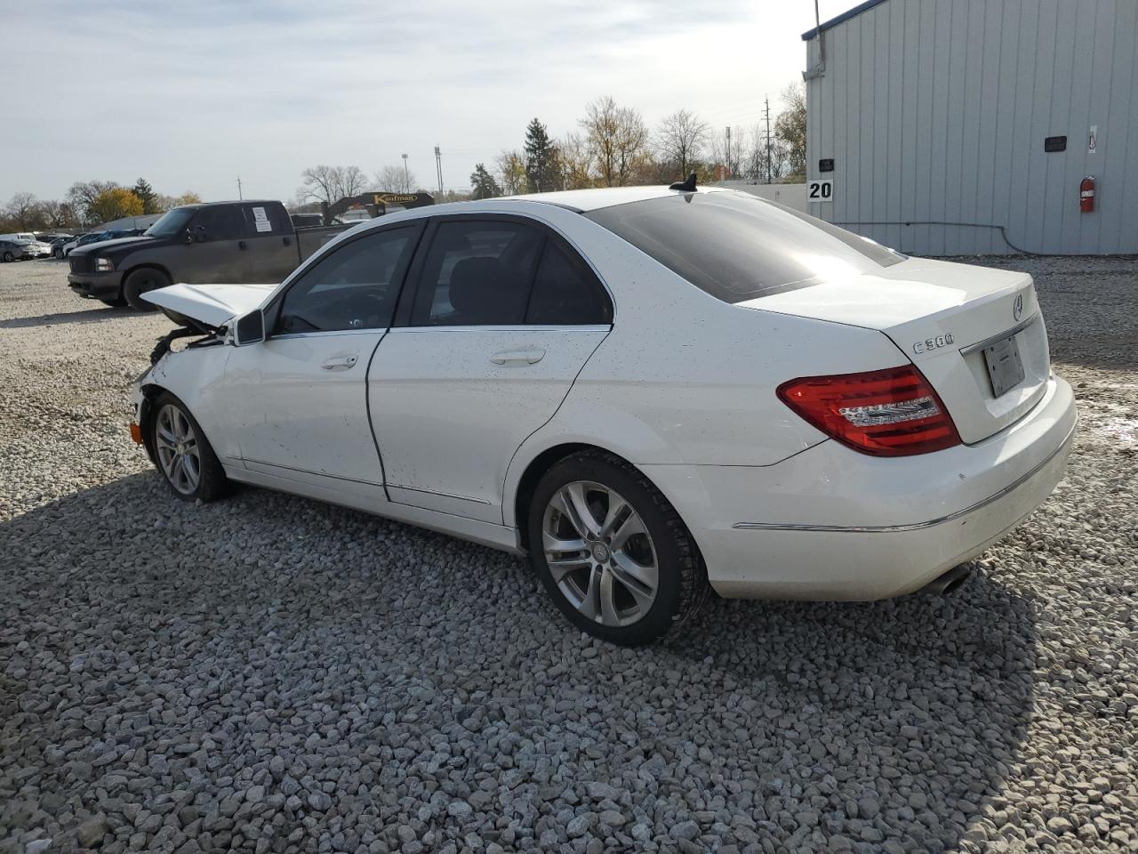 2013 Mercedes-Benz C-klasse VIN WDDGF8ABXDR264555 Copart auction photo, front end damage thumbnail 2