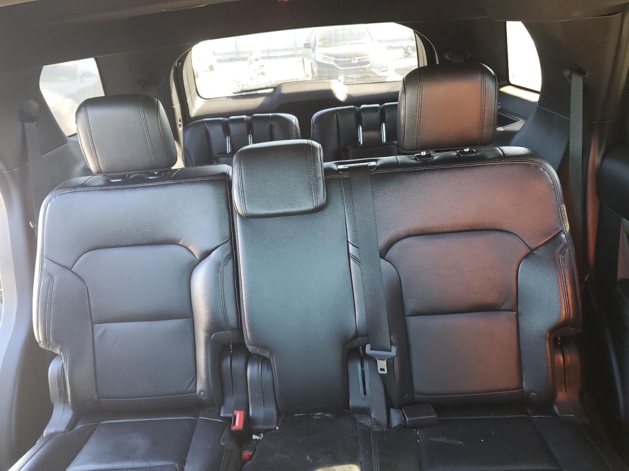 2016 Ford Explorer VIN 1FM5K8D86GGC63511 Copart auction photo, minor dent/scratches damage thumbnail 10