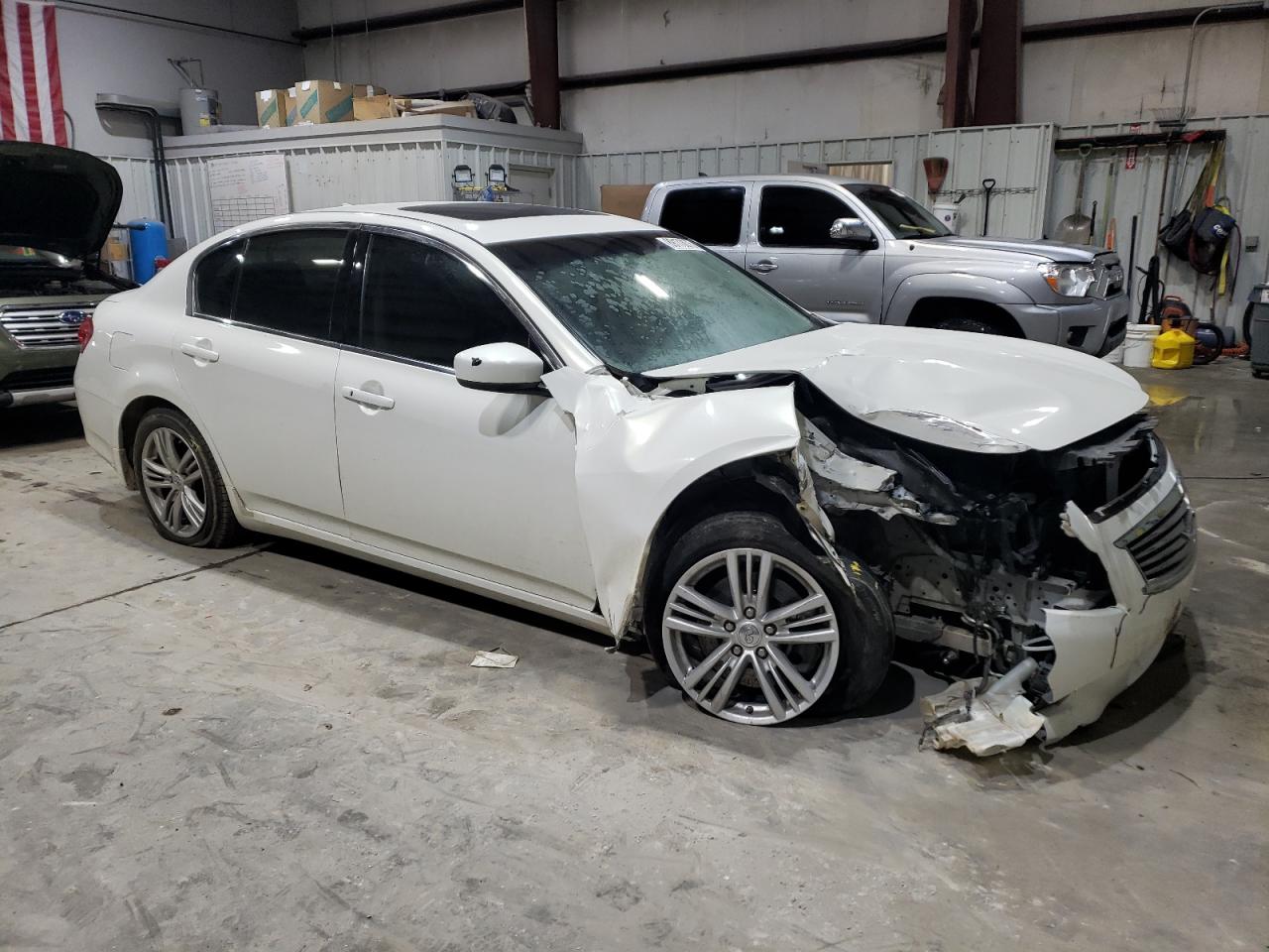 2011 Infiniti G VIN JN1CV6AP9BM305668 Copart auction photo, front end damage thumbnail 4