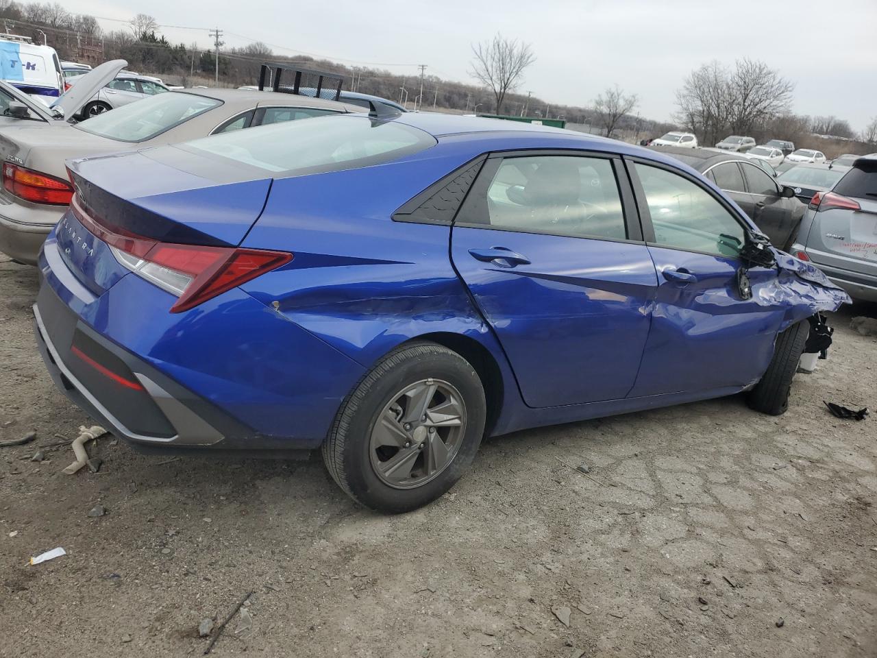 2024 Hyundai Elantra VIN KMHLL4DG9RU729411 Copart auction photo, all over / minor dent/scratches damage thumbnail 3
