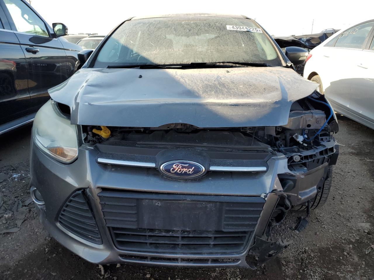2014 Ford Focus VIN 1FADP3K22EL164861 Copart auction photo, front end / minor dent/scratches damage thumbnail 5