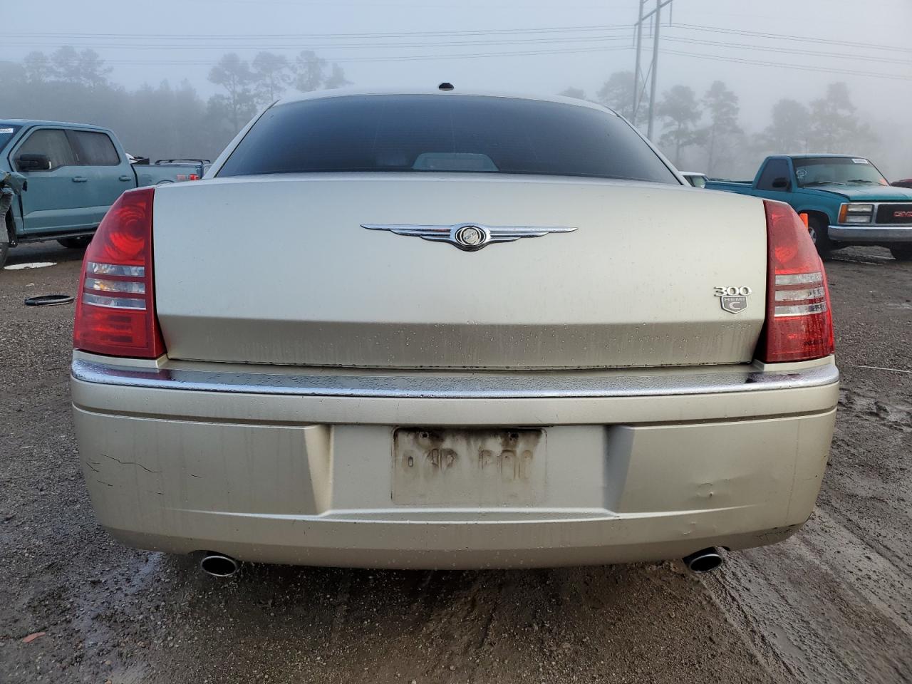 2006 Chrysler 300 VIN 2C3KA63H86H535614 Copart auction photo, side / front end damage thumbnail 6