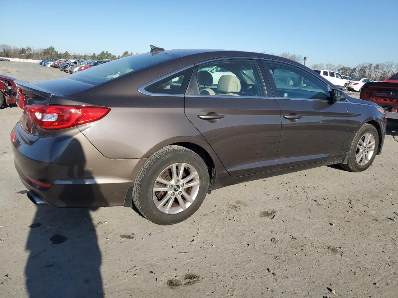 2017 Hyundai Sonata VIN 5NPE24AFXHH443667 Copart auction photo, minor dent/scratches damage thumbnail 3