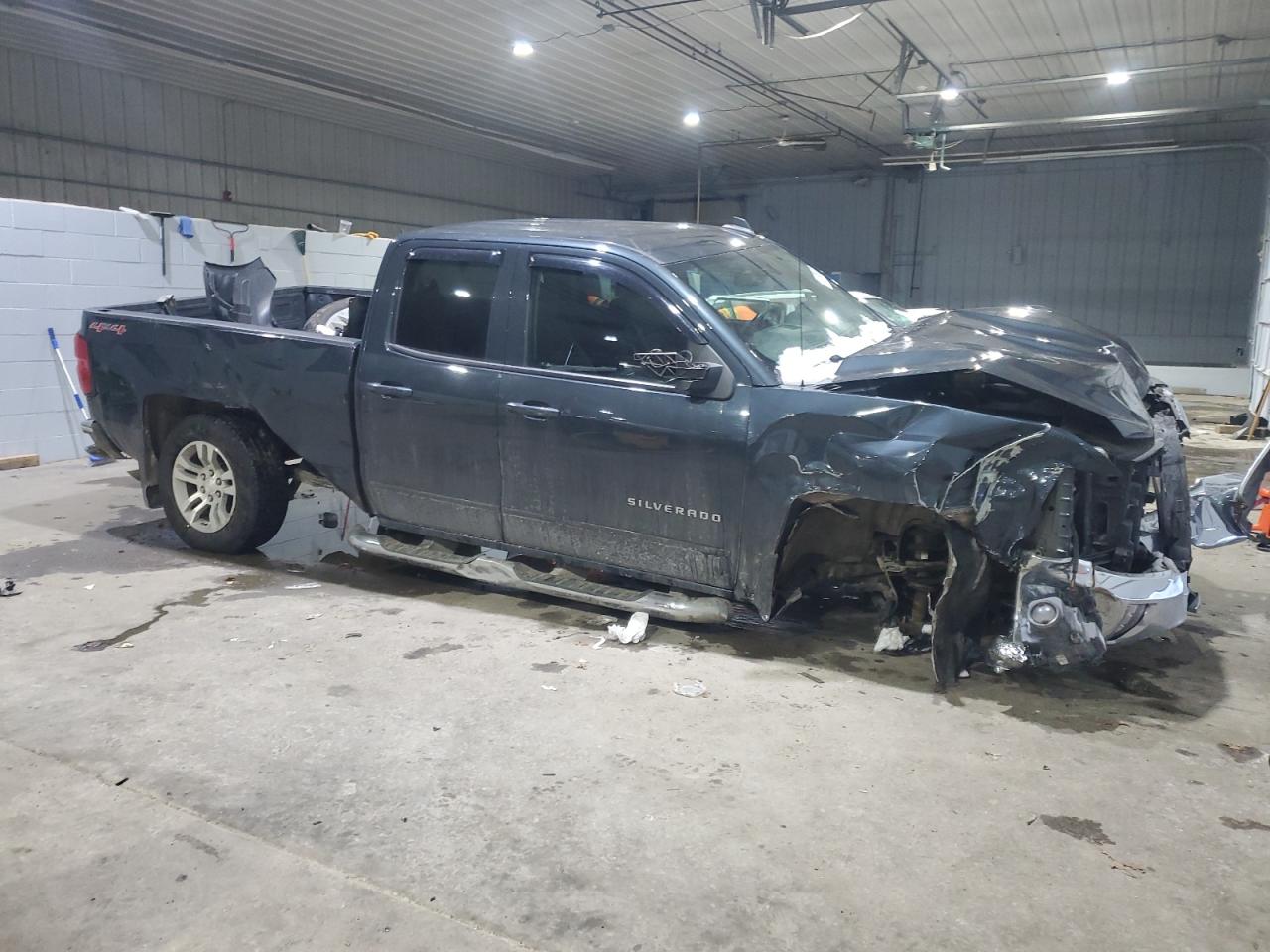 2017 Chevrolet Silverado VIN 1GCVKREC5HZ180817 Copart auction photo, front end / side damage thumbnail 4