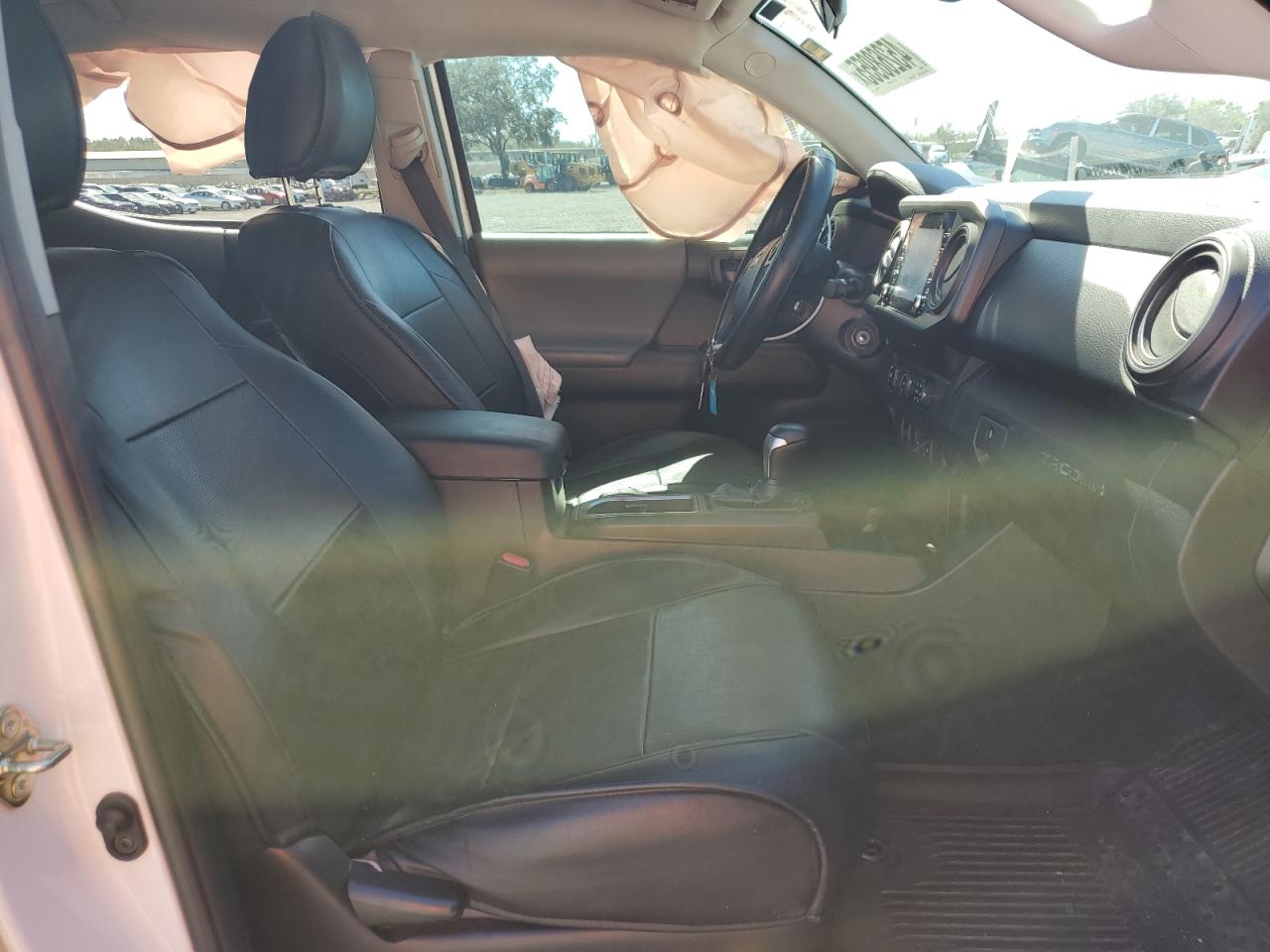 2020 Toyota Tacoma VIN 5TFAX5GN3LX170248 Copart auction photo, side / all over damage thumbnail 7