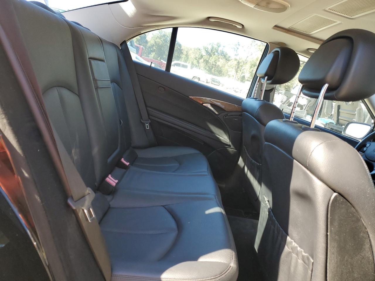 2007 Mercedes-Benz E-klasse VIN WDBUF56X77B088317 Copart auction photo, minor dent/scratches damage thumbnail 10