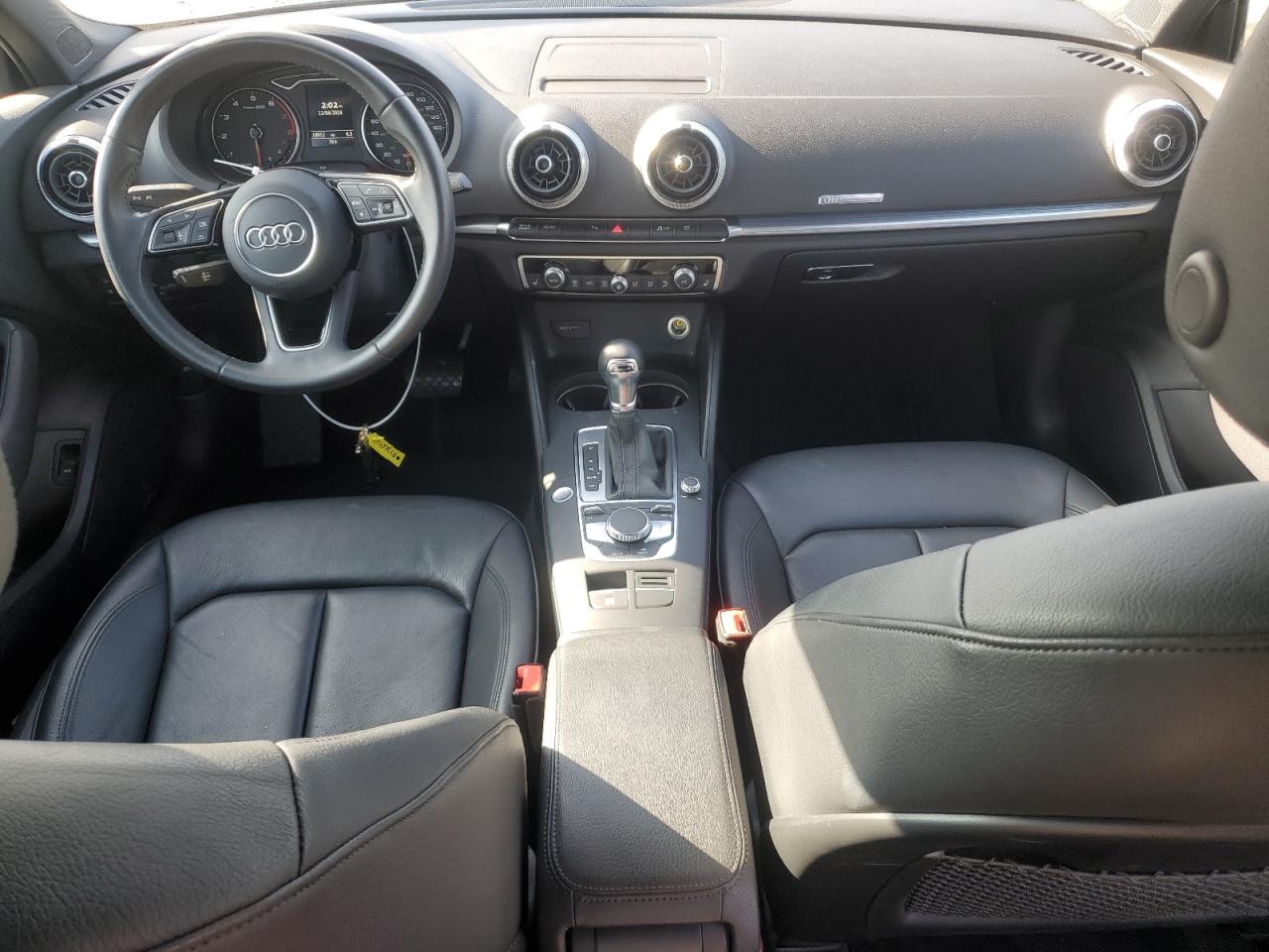 2020 Audi A3 VIN WAUAUGFF9LA104530 Copart auction photo, vandalism / minor dent/scratches damage thumbnail 8