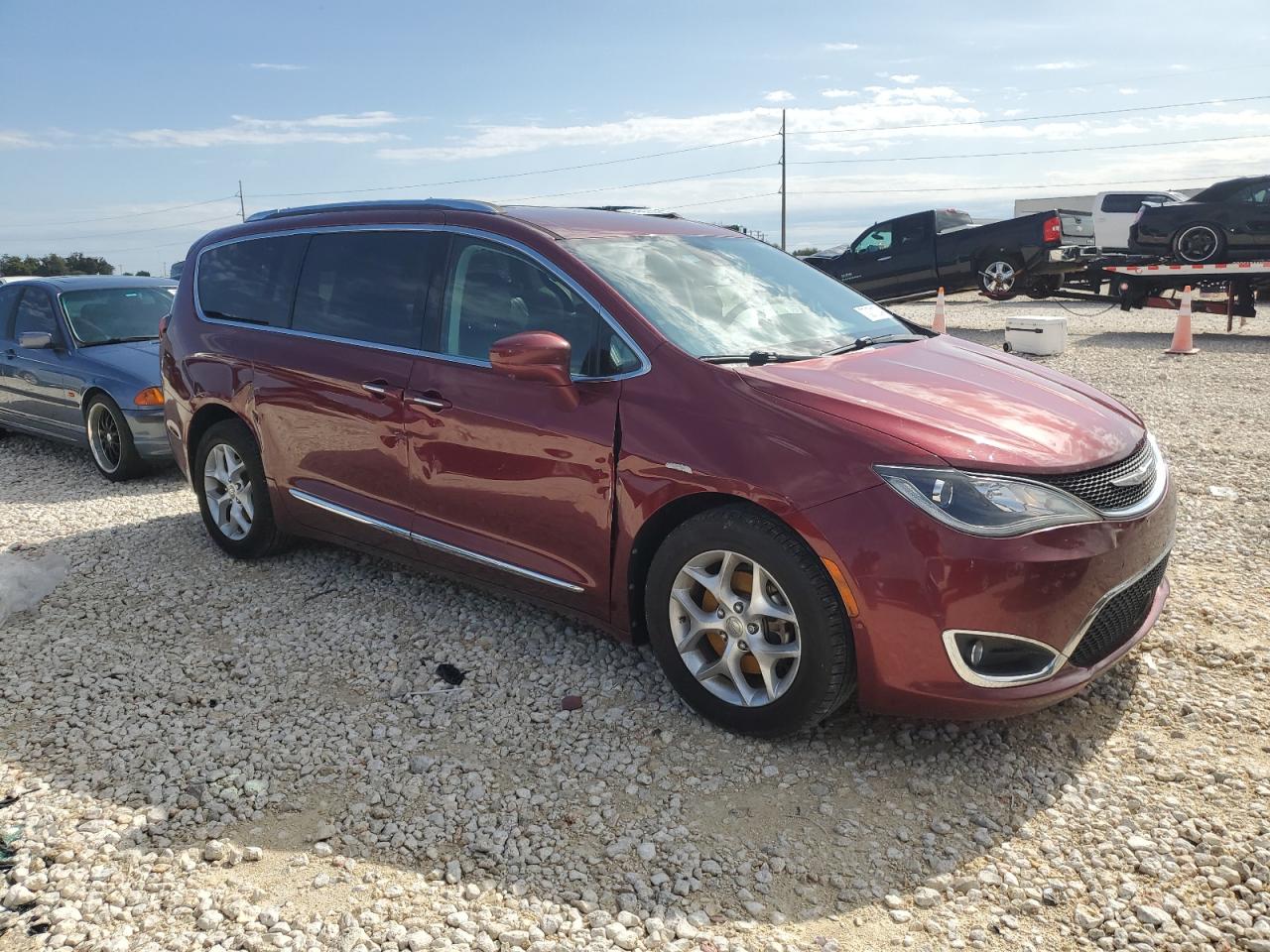 2017 Chrysler Pacifica VIN 2C4RC1EG2HR578466 Copart auction photo, side damage thumbnail 4