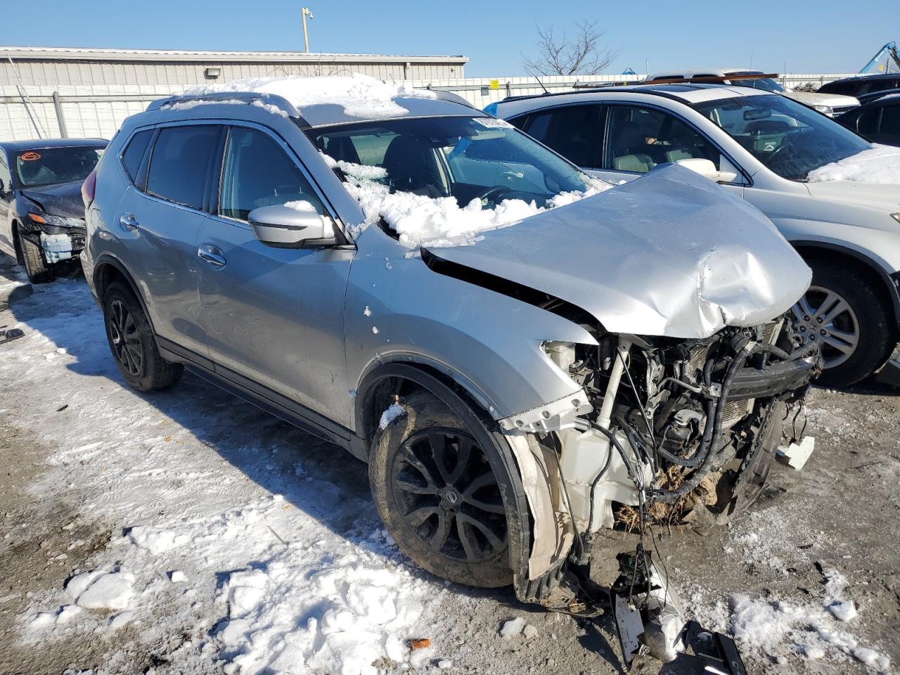 2020 Nissan Rogue VIN KNMAT2MV7LP509902 Copart auction photo, front end damage thumbnail 4