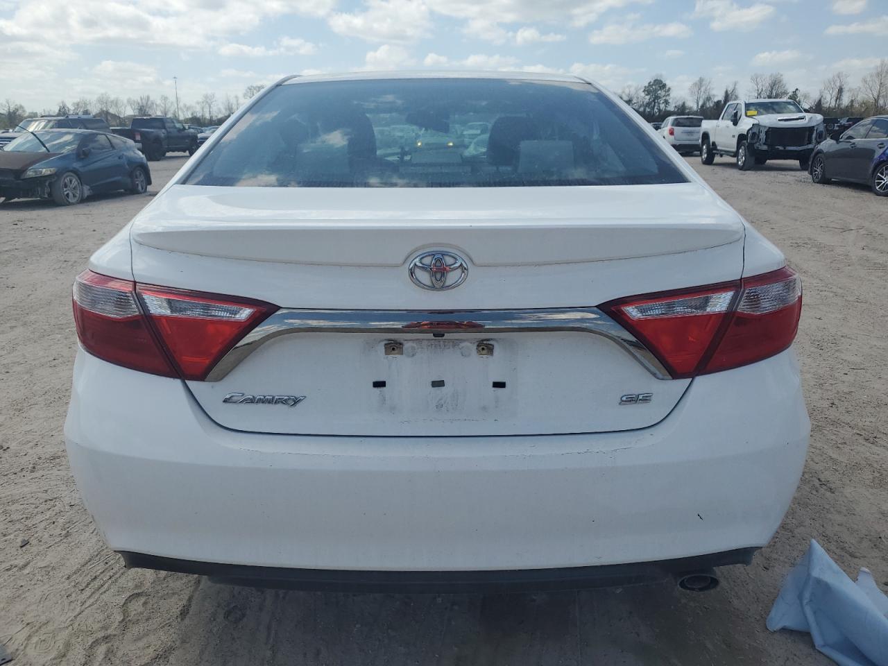 2017 Toyota Camry VIN 4T1BF1FK6HU342770 Copart auction photo, front end / side damage thumbnail 6