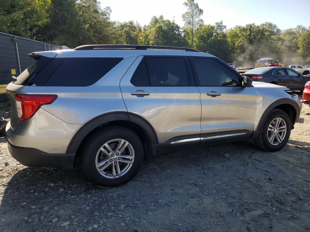 2020 Ford Explorer VIN 1FMSK8DH0LGC55711 Copart auction photo, front end damage thumbnail 3
