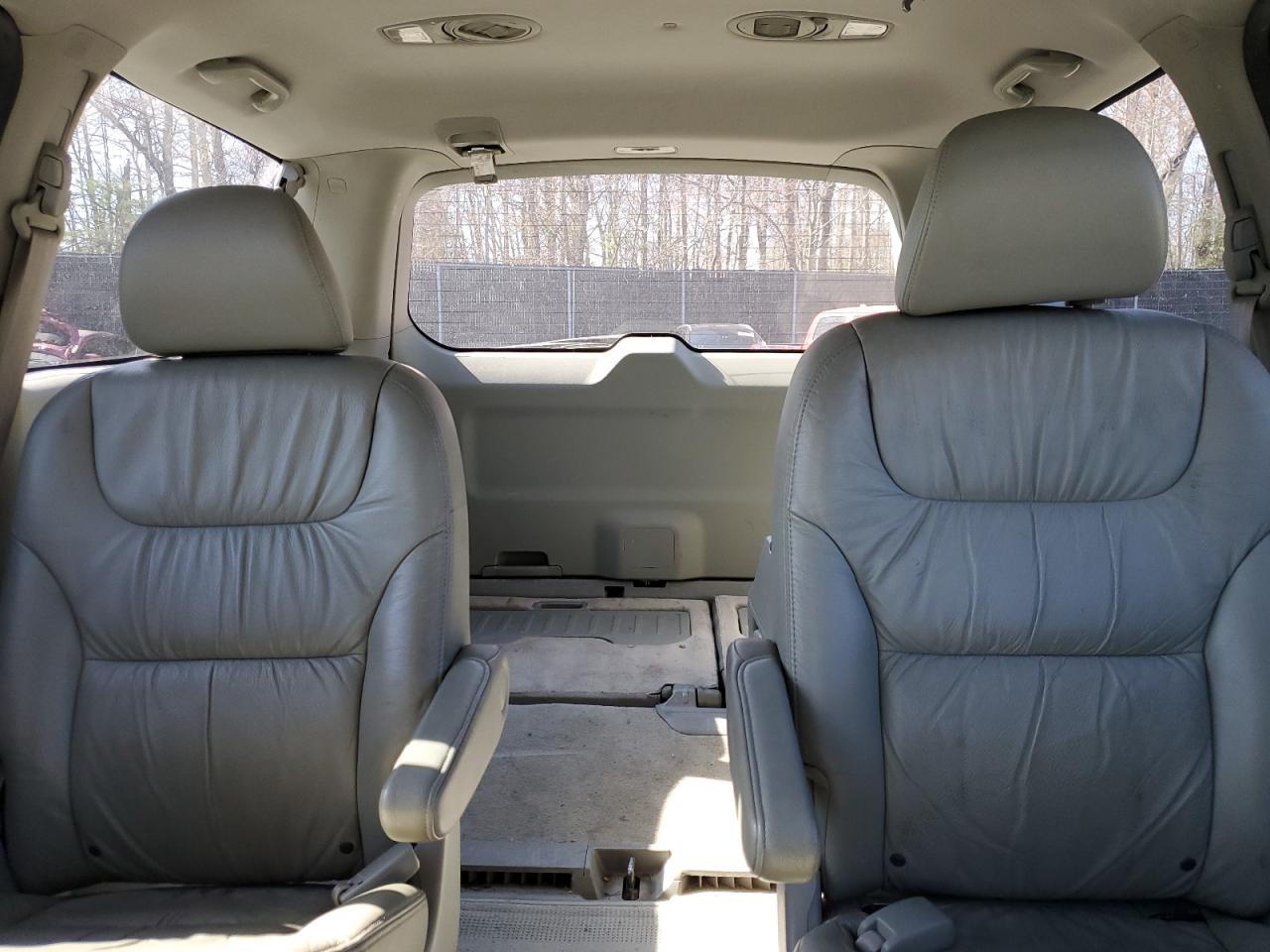 2008 Honda Odyssey VIN 5FNRL38788B093574 Copart auction photo, rear end / undercarriage damage thumbnail 10