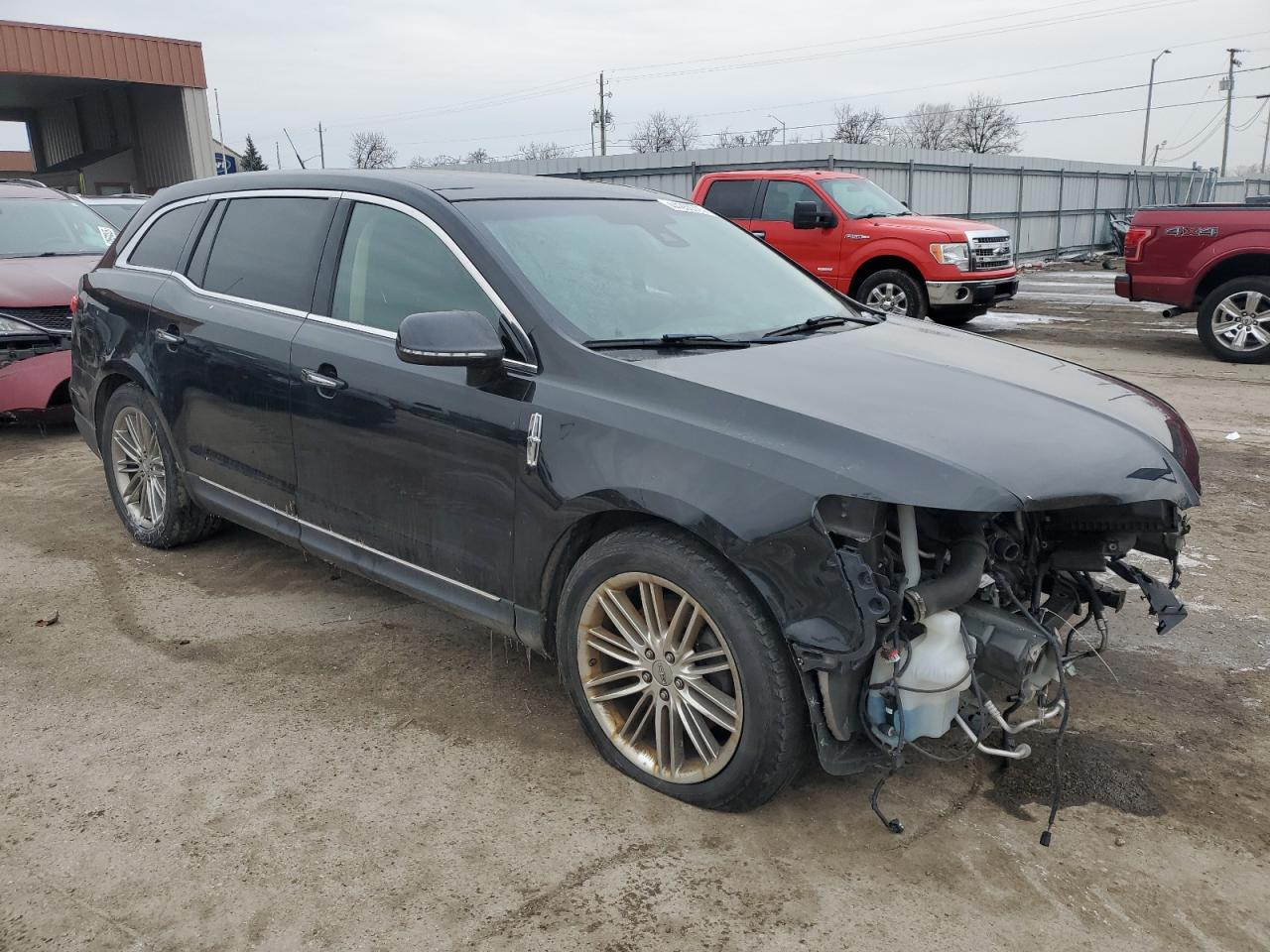 2013 Lincoln MKT VIN 2LMHJ5AT3DBL55321 Copart auction photo, front end damage thumbnail 4