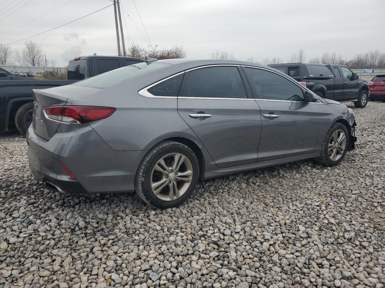2018 Hyundai Sonata VIN 5NPE34AF7JH638810 Copart auction photo, front end damage thumbnail 3