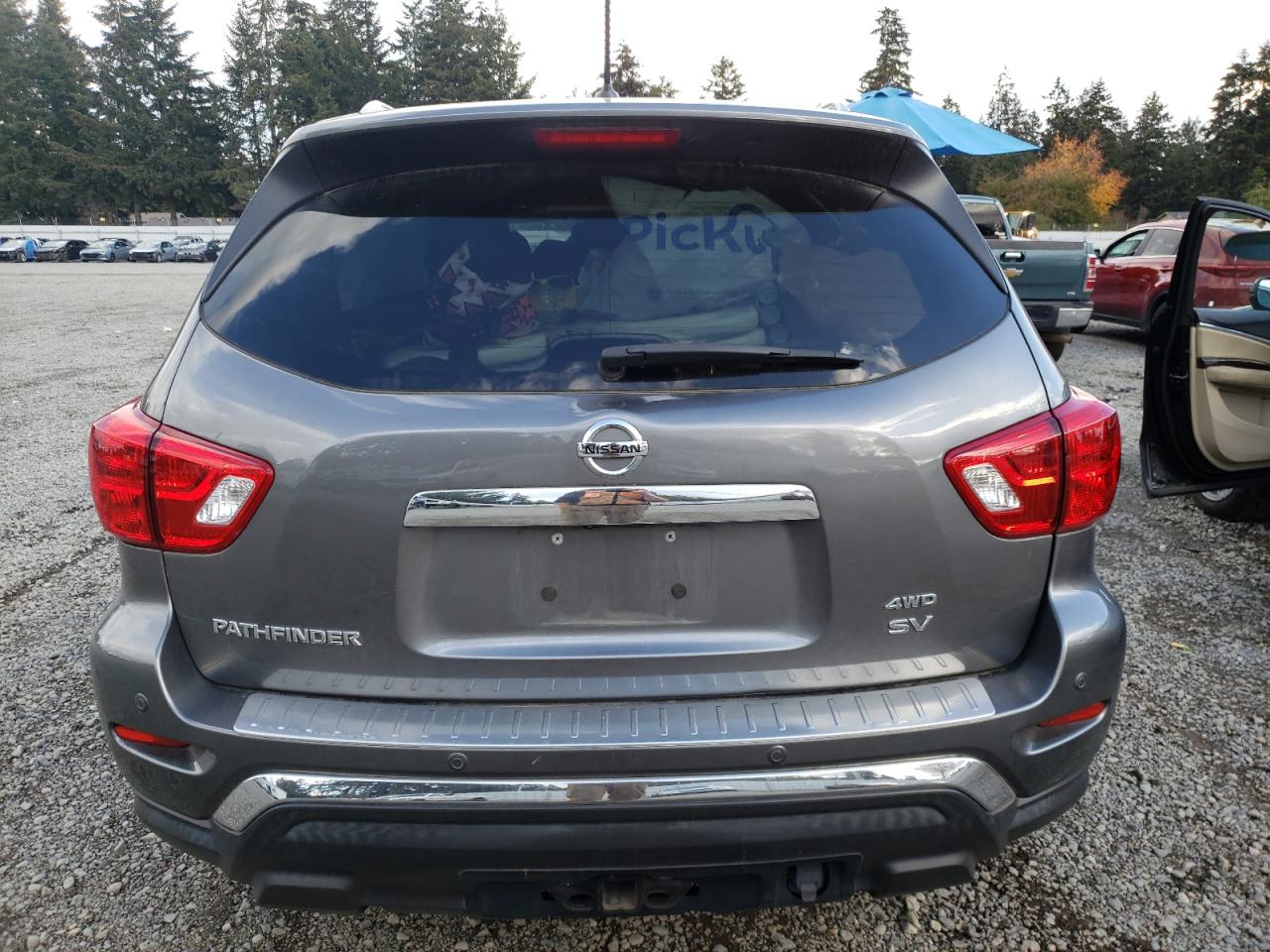 2017 Nissan Pathfinder VIN 5N1DR2MM6HC698863 Copart auction photo, side damage thumbnail 6
