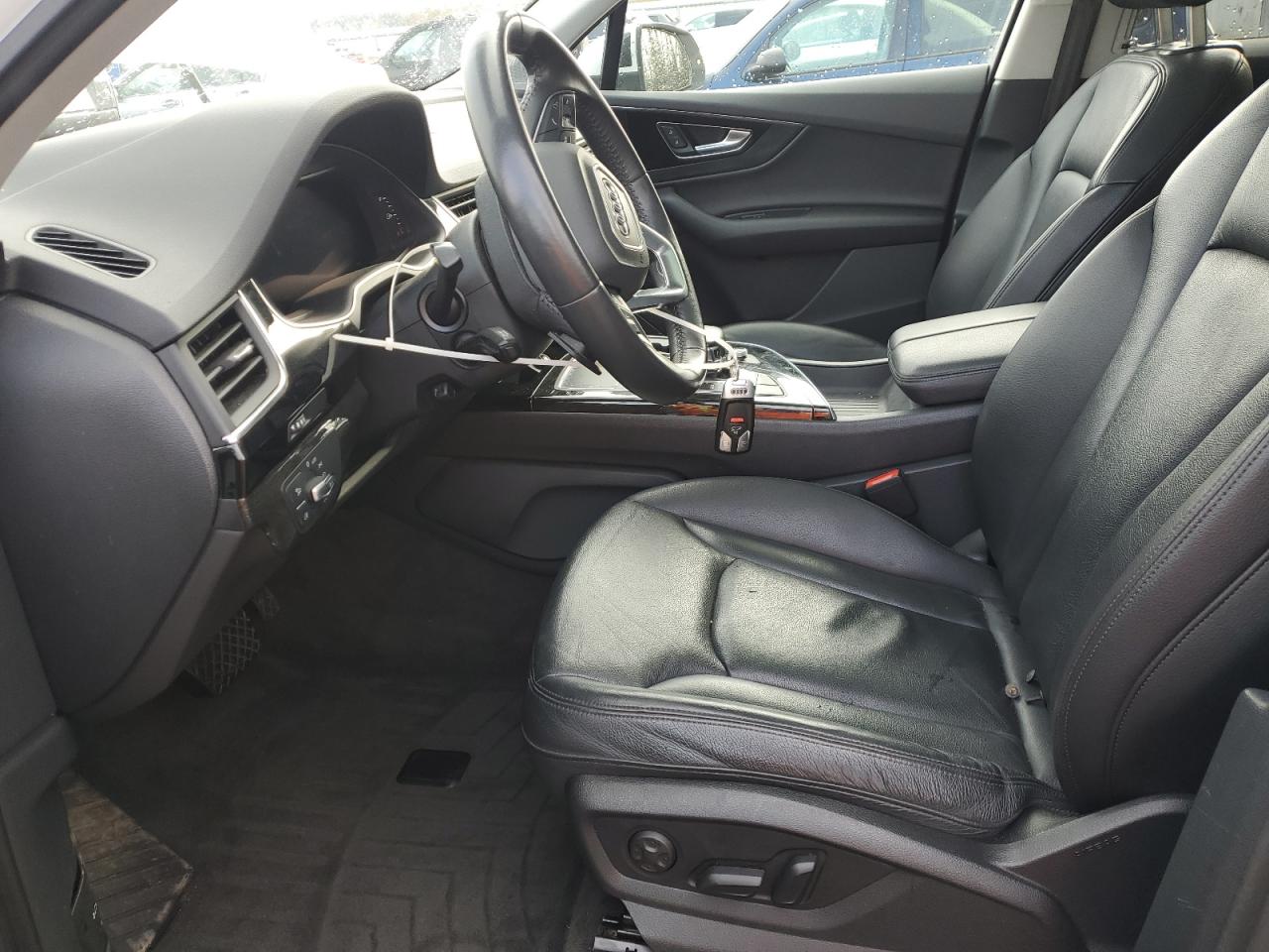 2019 Audi Q7 VIN WA1LAAF72KD042714 Copart auction photo, side / rear end damage thumbnail 7
