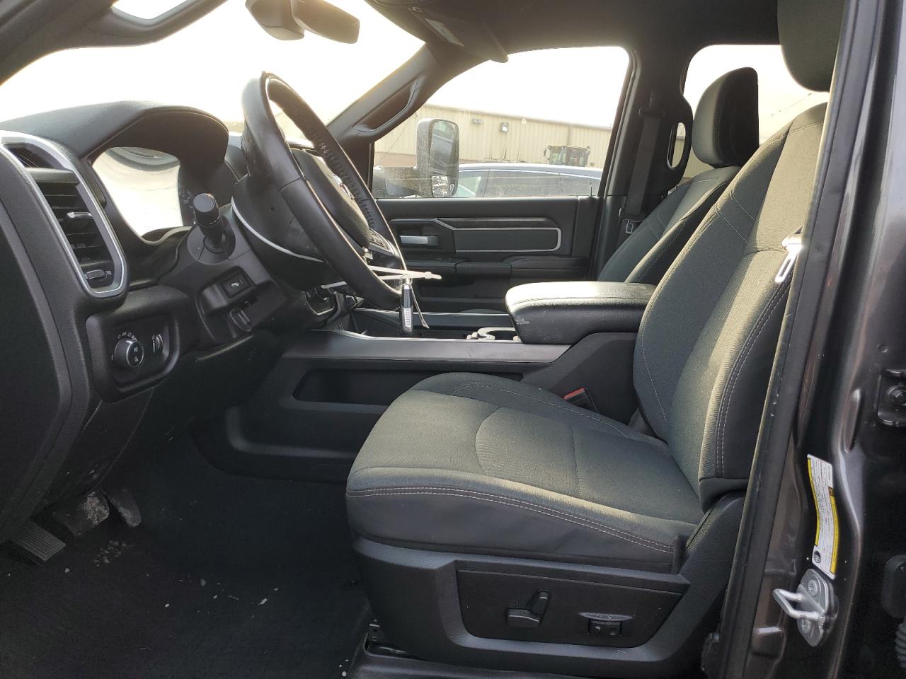 2022 RAM 2500 VIN 3C6UR5DJ6NG380124 Copart auction photo, front end / minor dent/scratches damage thumbnail 7