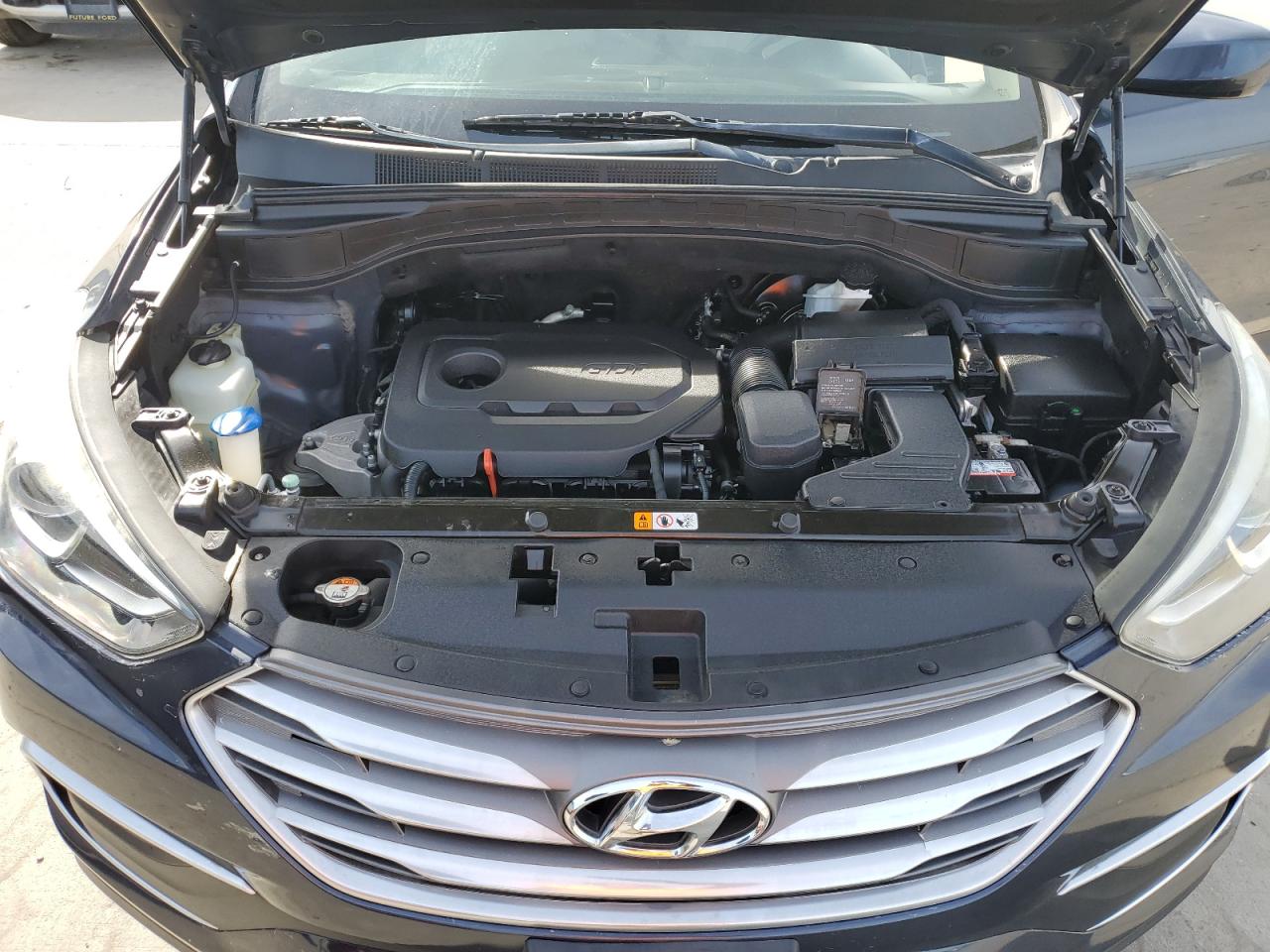 2018 Hyundai Santa Fe VIN 5NMZT3LB0JH097778 Copart auction photo, front end / rear end damage thumbnail 12