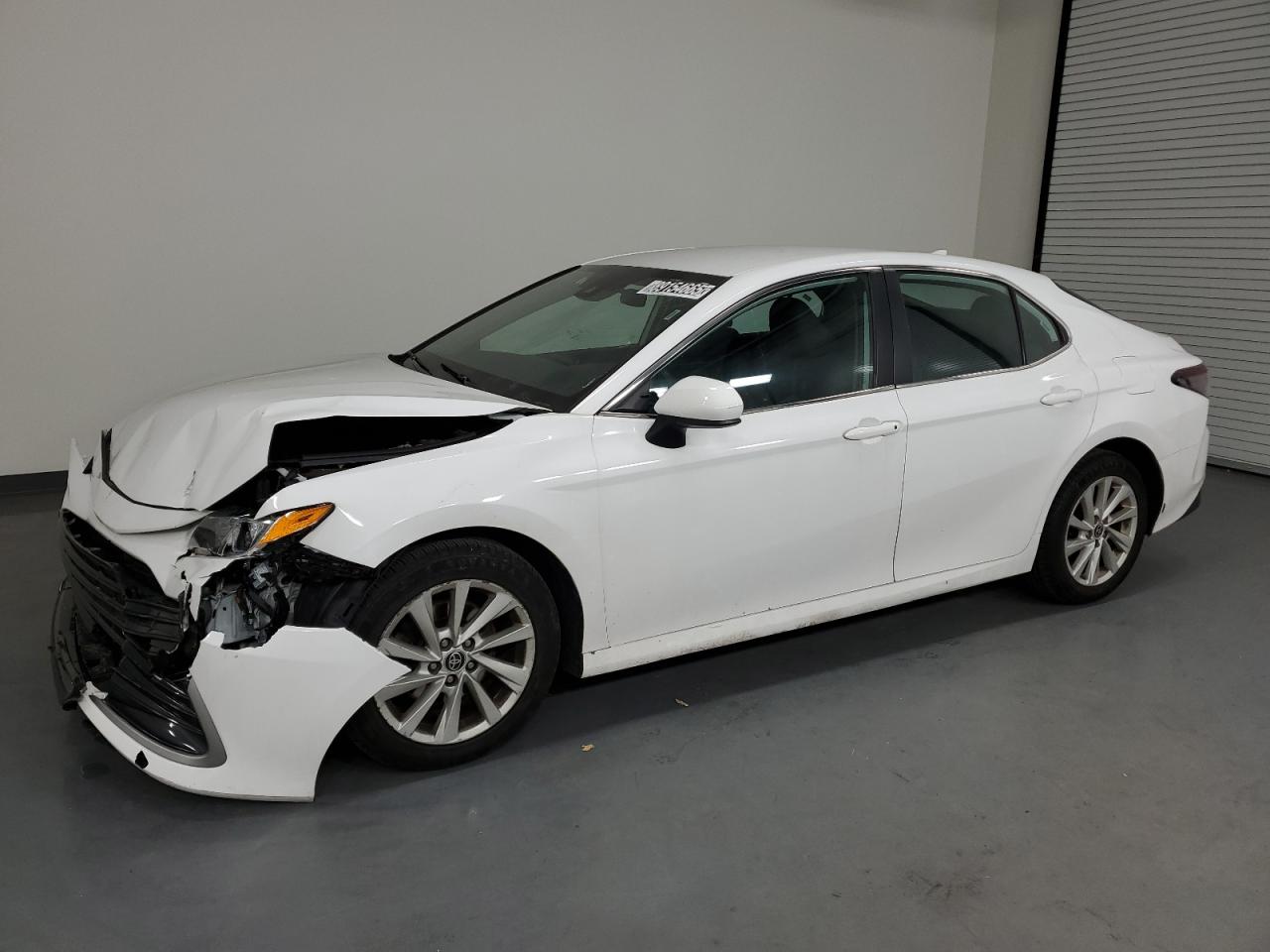 2022 Toyota Camry VIN 4T1C11AK8NU645099