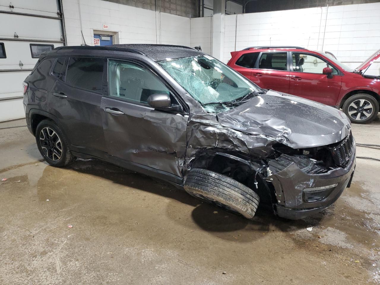 2020 Jeep Compass VIN 3C4NJDAB3LT167566 Copart auction photo, front end / side damage thumbnail 4