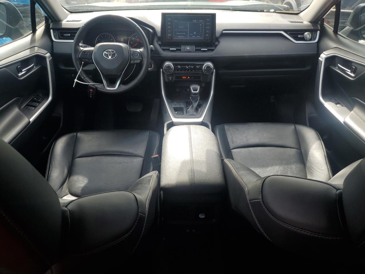 2019 Toyota RAV 4 VIN 2T3C1RFV7KC009781 Copart auction photo, front end damage thumbnail 8