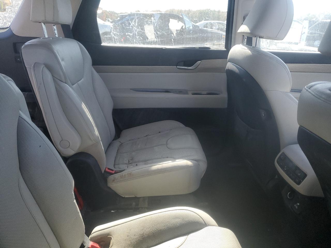 2021 Hyundai Palisade VIN KM8R44HE4MU306065 Copart auction photo, all over damage thumbnail 12