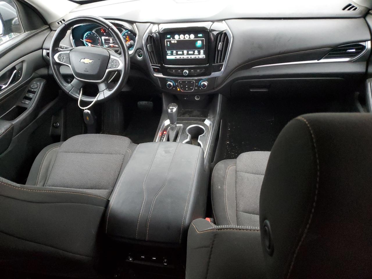 2018 Chevrolet Traverse VIN 1GNERGKW4JJ138214 Copart auction photo, side / rear end damage thumbnail 8