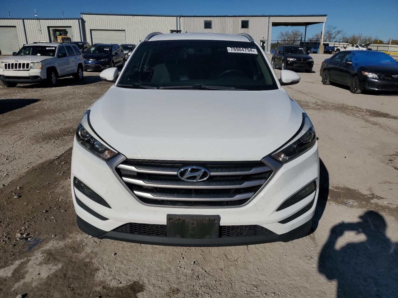 2017 Hyundai Tucson VIN KM8J3CA42HU466883 Copart auction photo, rear end / minor dent/scratches damage thumbnail 5