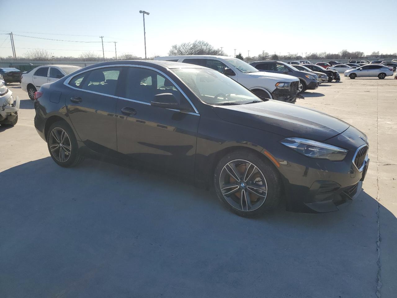 2022 BMW 2er VIN WBA53AK02N7K19652 Copart auction photo, front end / hail damage thumbnail 4