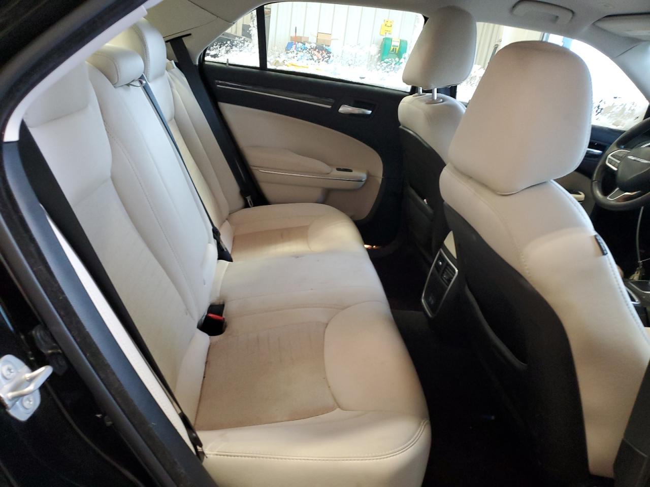 2018 Chrysler 300 VIN 2C3CCARG2JH292262 Copart auction photo, side damage thumbnail 10
