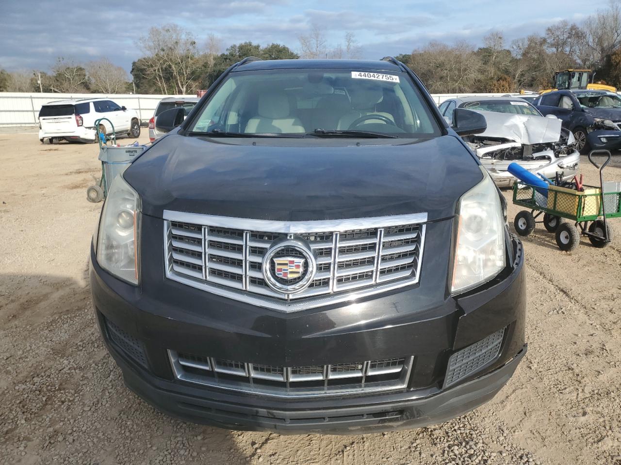 2016 Cadillac SRX VIN 3GYFNAE31GS573975 Copart auction photo, side / front end damage thumbnail 5