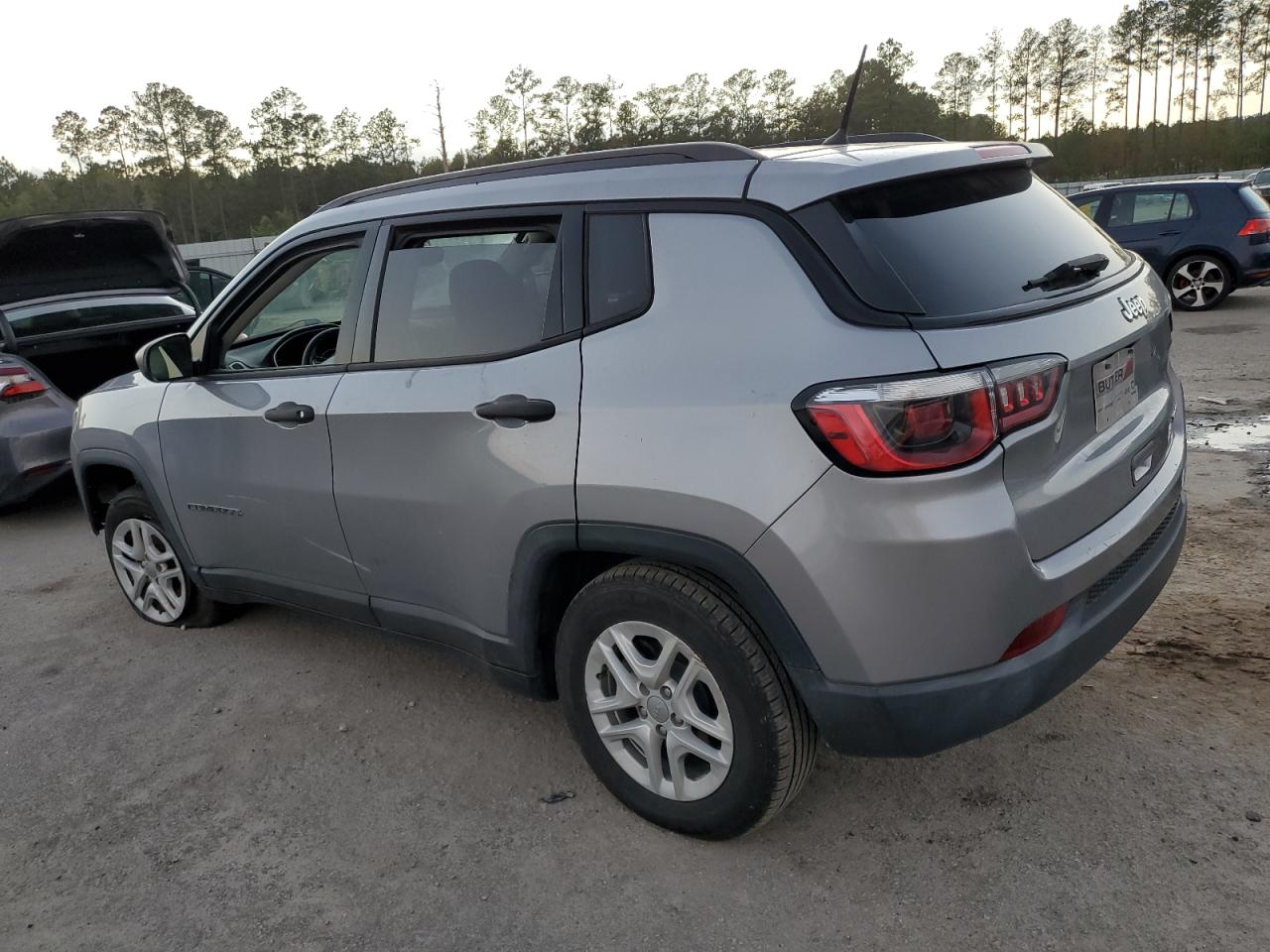 2018 Jeep Compass VIN 3C4NJCAB3JT204512 Copart auction photo, biohazard/chemical damage thumbnail 2