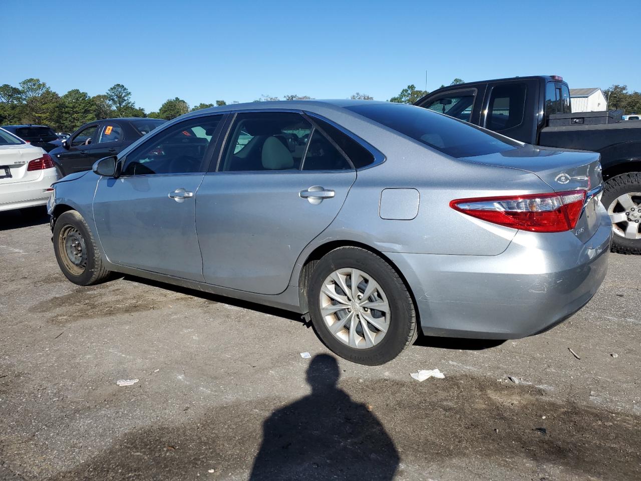 2016 Toyota Camry VIN 4T1BF1FK1GU503959 Copart auction photo, front end damage thumbnail 2
