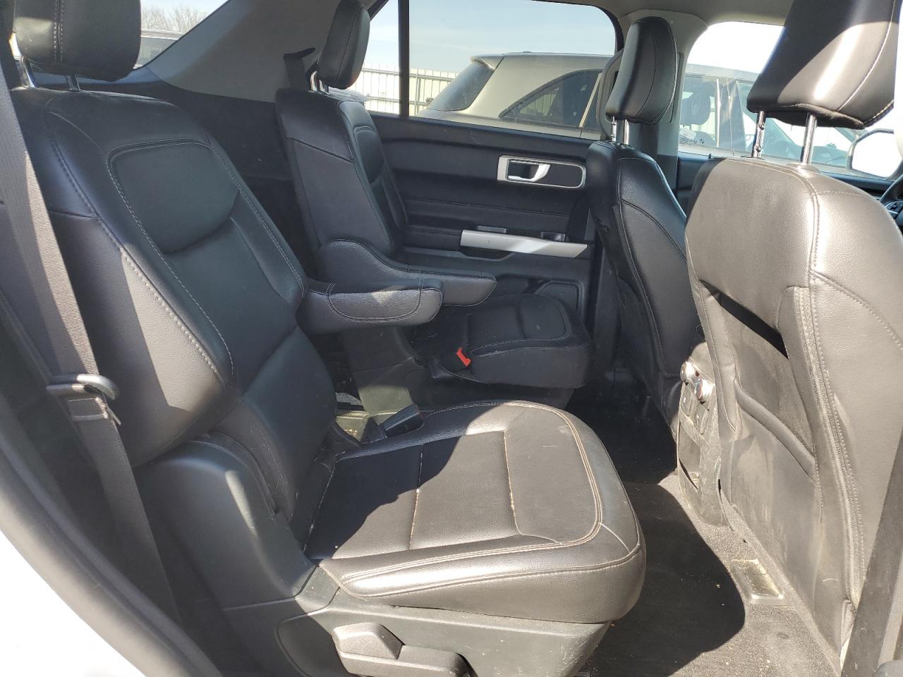 2021 Ford Explorer VIN 1FMSK8DH5MGA14342 Copart auction photo, front end damage thumbnail 11