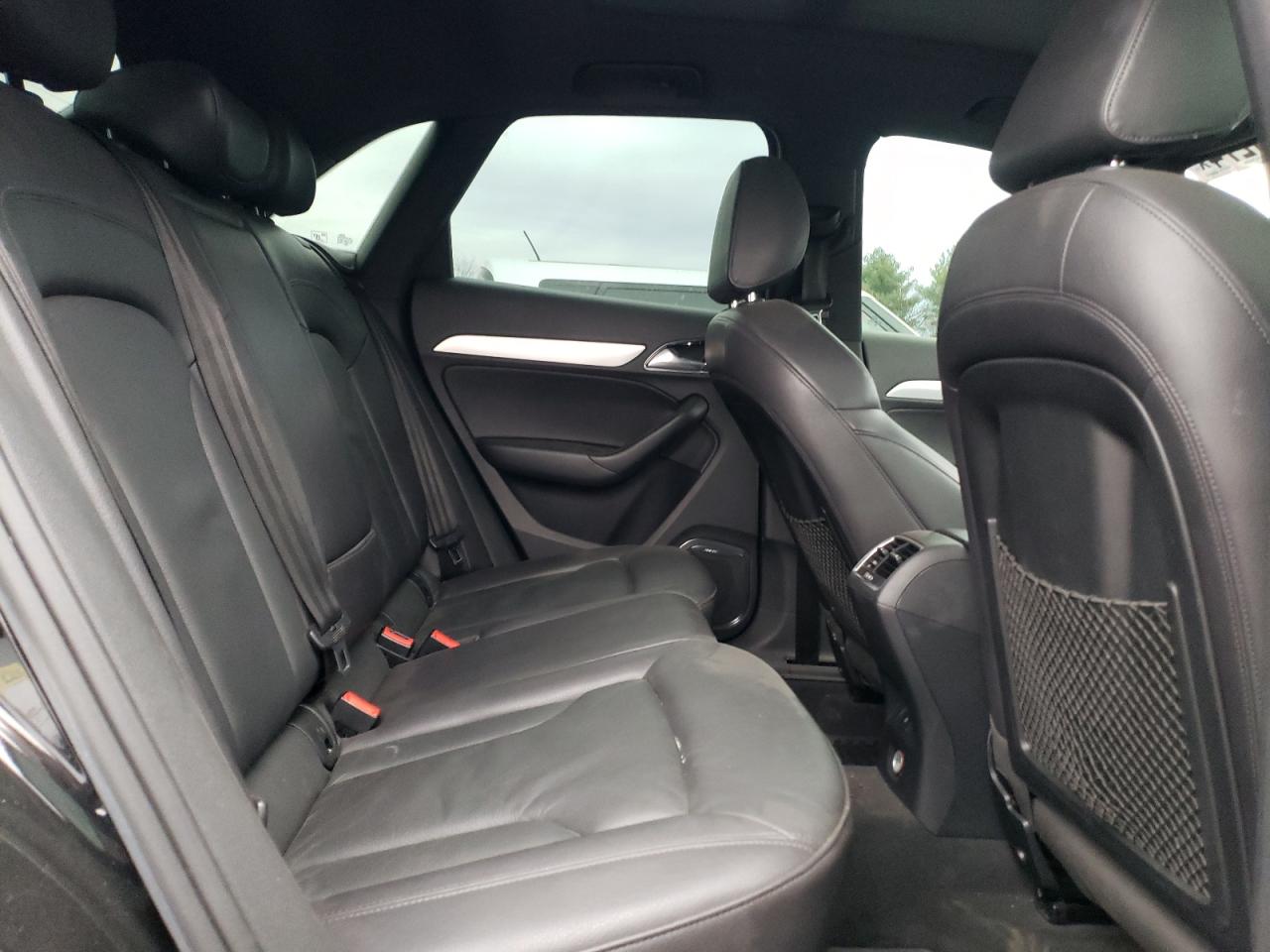 2015 Audi Q3 VIN WA1GFCFS7FR003855 Copart auction photo, side / minor dent/scratches damage thumbnail 11