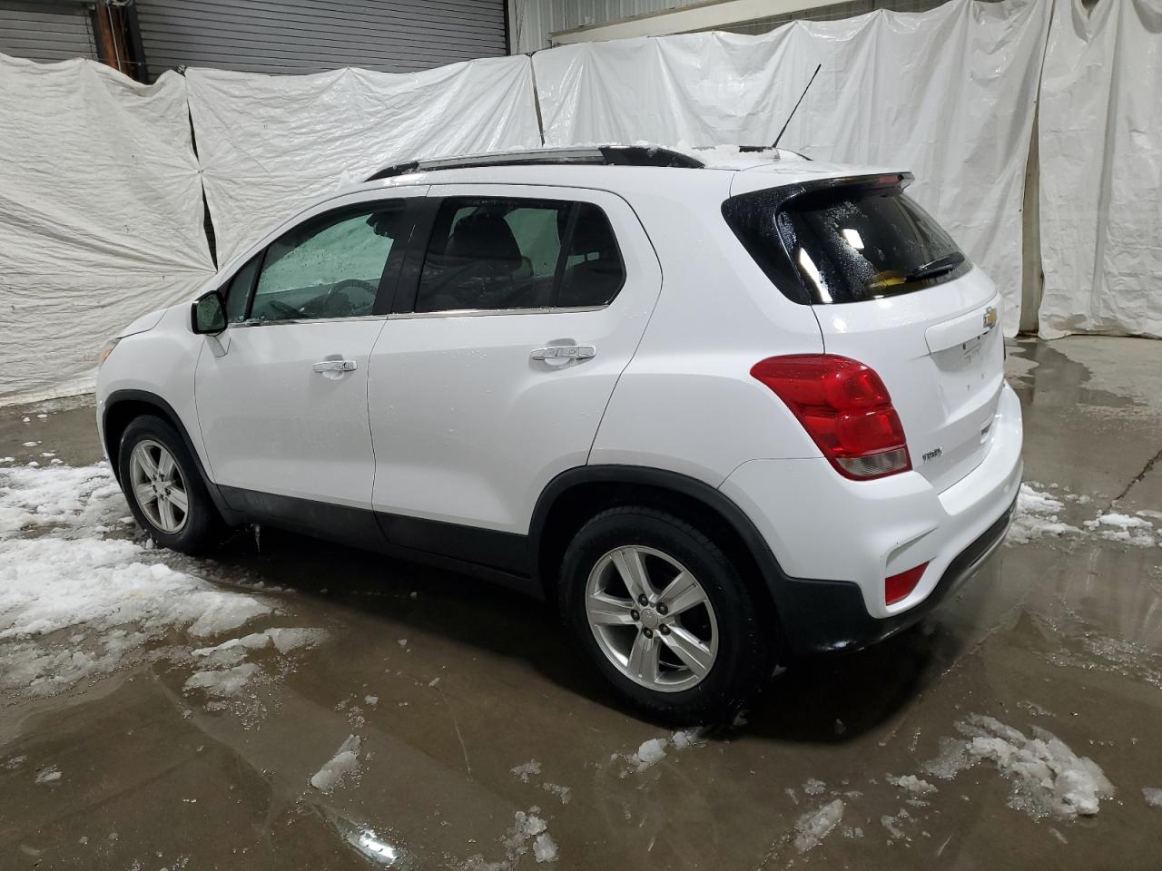 2018 Chevrolet Trax VIN 3GNCJLSB5JL330853 Copart auction photo, normal wear damage thumbnail 2