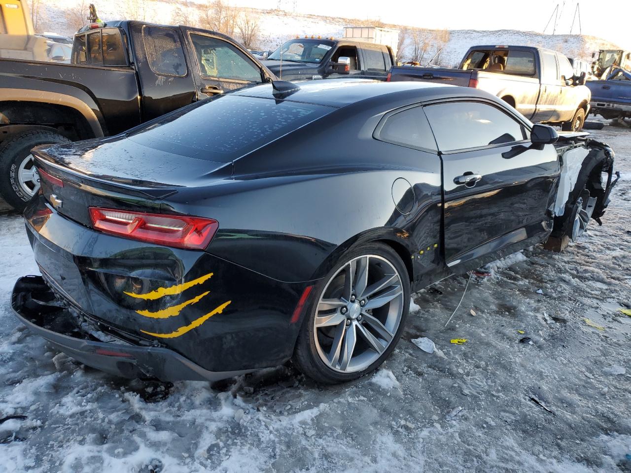2018 Chevrolet Camaro VIN 1G1FB1RX7J0143807 Copart auction photo, front end / rear end damage thumbnail 3