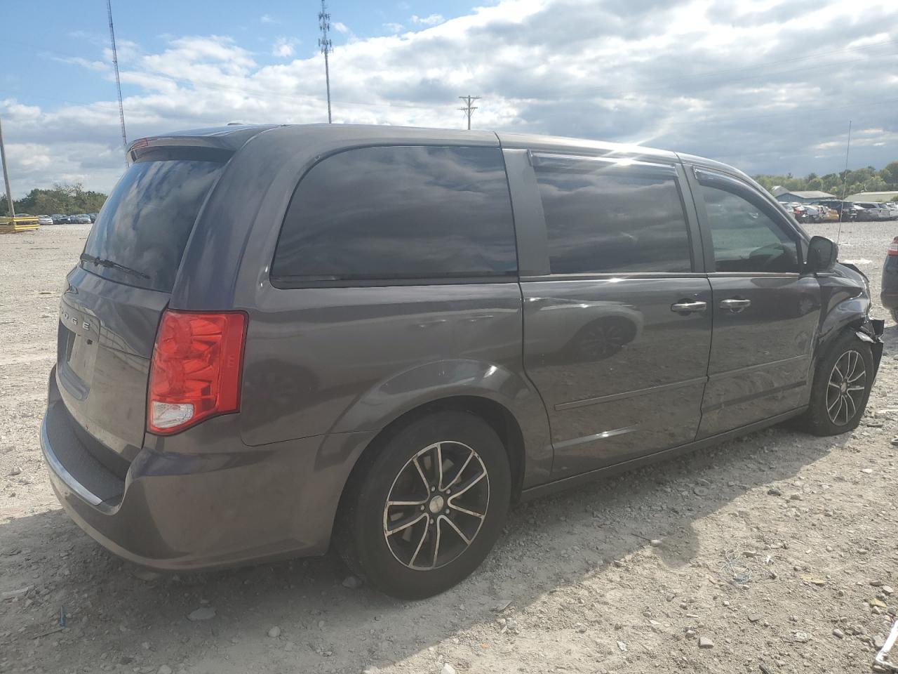 2016 Dodge Caravan VIN 2C4RDGBG2GR145149 Copart auction photo, front end damage thumbnail 3