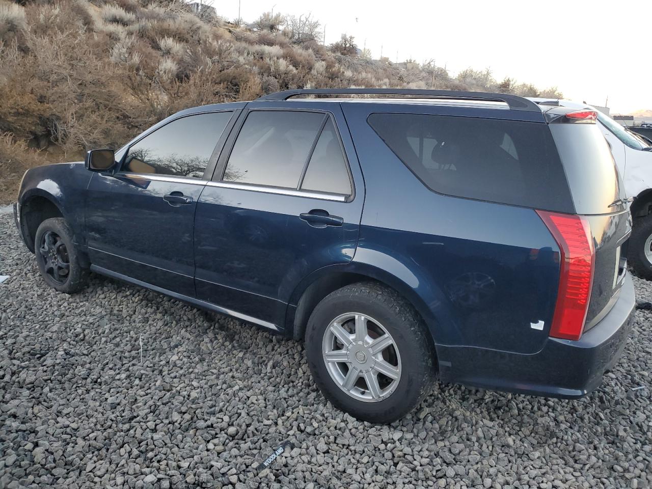 2005 Cadillac SRX VIN 1GYEE637150206903 Copart auction photo, front end damage thumbnail 2
