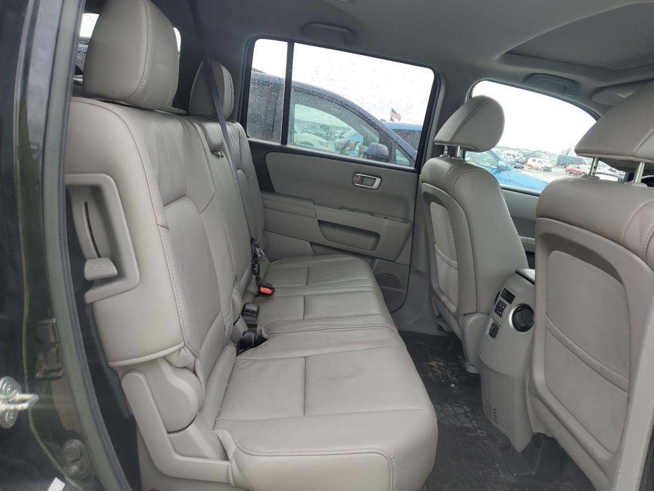 2013 Honda Pilot VIN 5FNYF4H55DB004724 Copart auction photo, all over damage thumbnail 11