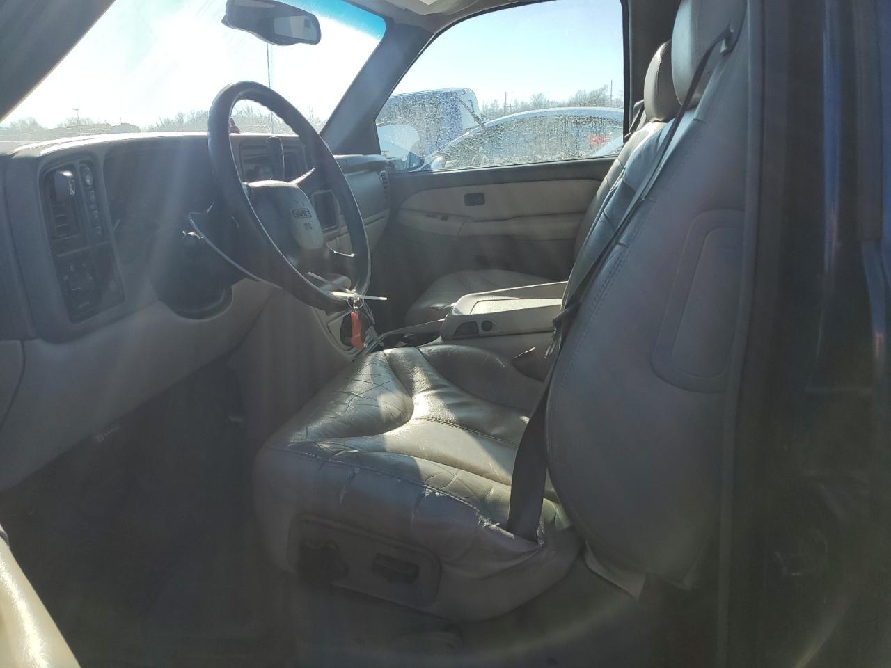 2001 GMC Yukon VIN 1GKFK16T91J219308 Copart auction photo, rear end / minor dent/scratches damage thumbnail 7