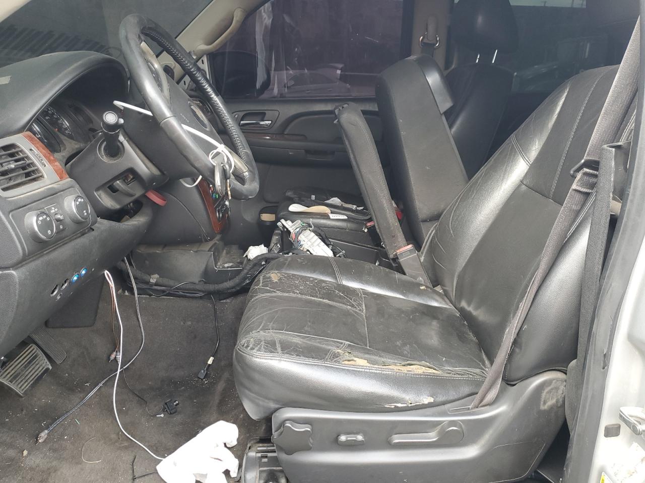 2014 Chevrolet Tahoe VIN 1GNSKBE02ER236862 Copart auction photo, front end / side damage thumbnail 7